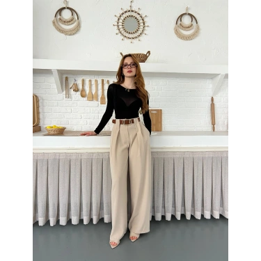 Pile Detaylı Kemerli Bol Paça Pantolon Bej