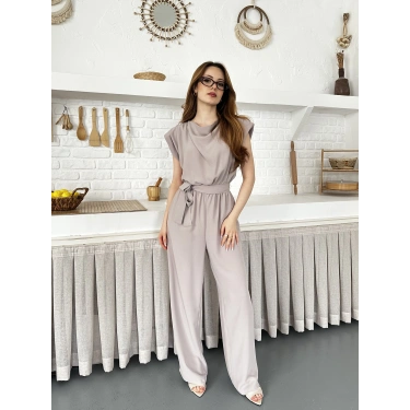 Kuşaklı Yaka Detaylı Zarif Tulum Bej