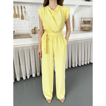 Kuşaklı Yaka Detaylı Zarif Tulum Sarı