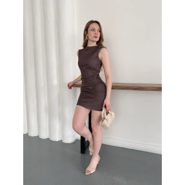 Yan Büzgü Detay Kısa Denim Elbise Kahve