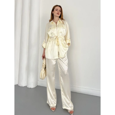 Belden Bağlama Detaylı Fermuarlı Saten Takım Tereyağ Sarısı