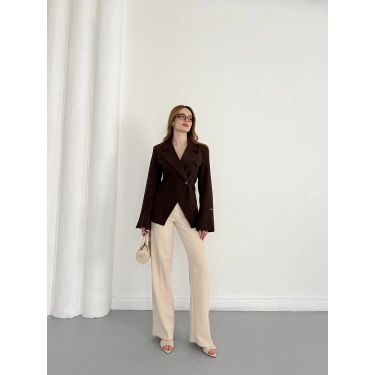 Kruvaze Yaka Tek Düğme Detaylı Tasarım Ceket Kahve