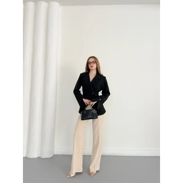 Kruvaze Yaka Tek Düğme Detaylı Tasarım Ceket Siyah
