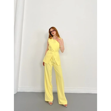 Bel Kemerli Asimetrik Kesim Yelekli Takım Sarı