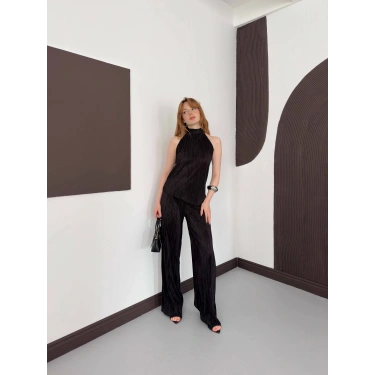 Piliseli Sırt Detaylı İkili Takım Siyah