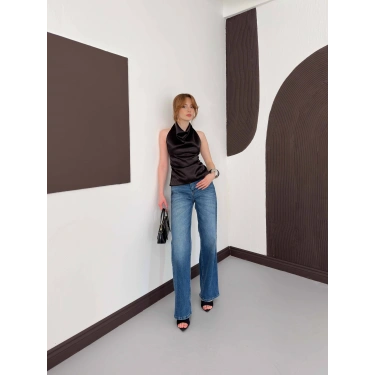 Sırt Detaylı Saten Bluz Siyah