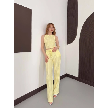 Gofre Kumaş Ters Dikiş Halter Yaka Takım Sarı