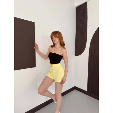 Kemer Detaylı Şort Sarı