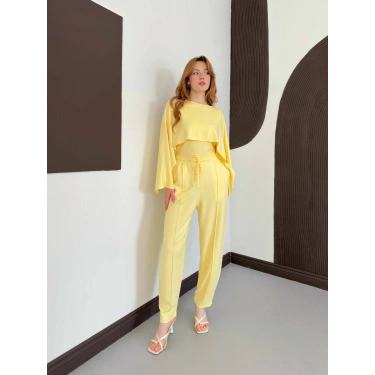 Pelerin Detaylı Bluz Bel Lastikli Pantolon Takım Sarı