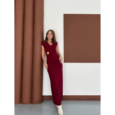 Aksesuarlı Büzgü Detaylı Elbise Bordo