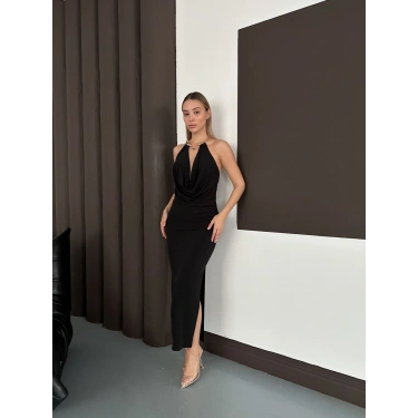 Boyun Eksesuar Detaylı Sandy Dekolte Elbise Siyah