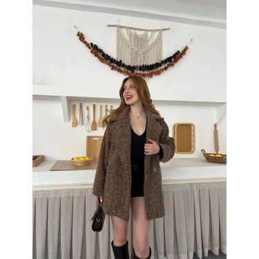 Buklet Dokulu Tek Düğme Detay Kaban Kahve