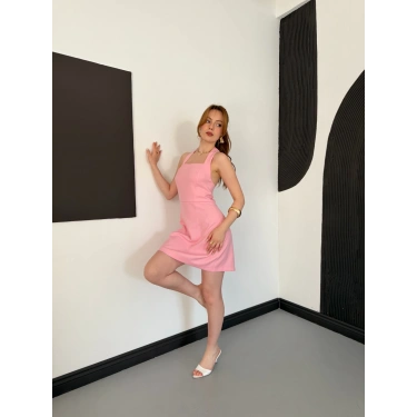 Kare Yaka Boyundan Bağlamalı Mini Çan Elbise Pembe