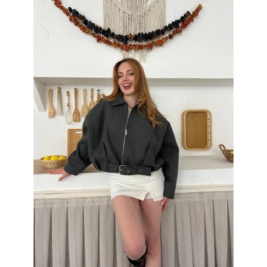 Kemer Detaylı Fermuarlı Kısa Kaşe Ceket Antrasit