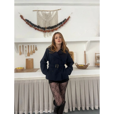 Kemer Detaylı İçi Astarlı Kısa Trenç lacivert