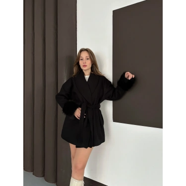 Kuşaklı Peluş Detay Kaşe Kaban Siyah