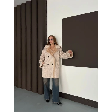 Peluş Detaylı Uzun Lamine Kaban Bej