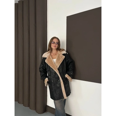 Peluş Detaylı Uzun Lamine Kaban Siyah Bej