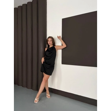 Sırt Dekolte Saten Mini Elbise Siyah