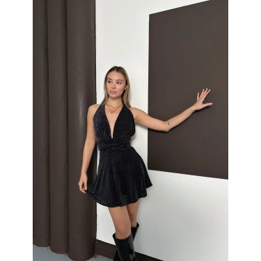 Sırt Detaylı Simli Dekolte Elbise Siyah