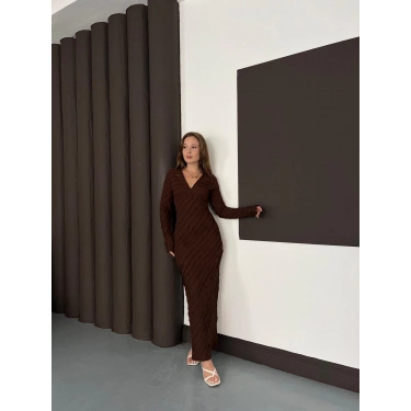 Ters Dikiş Detaylı Uzun Elbise Kahve