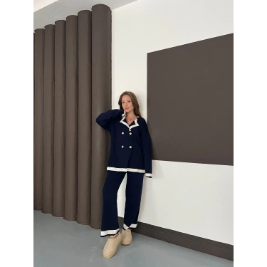 Yaka Detaylı Triko Takım Lacivert