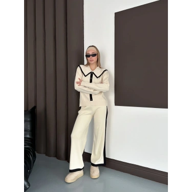 Yaka Detaylı Yan Şeritli Triko Takım Krem