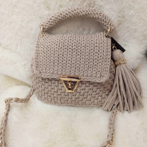 KADIN EL YAPIMI TIĞ İŞİ PENYE İP ÇANTA GRİ