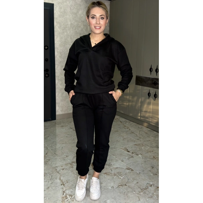 SİYAH KAPŞONLU DÜZ TAKIM