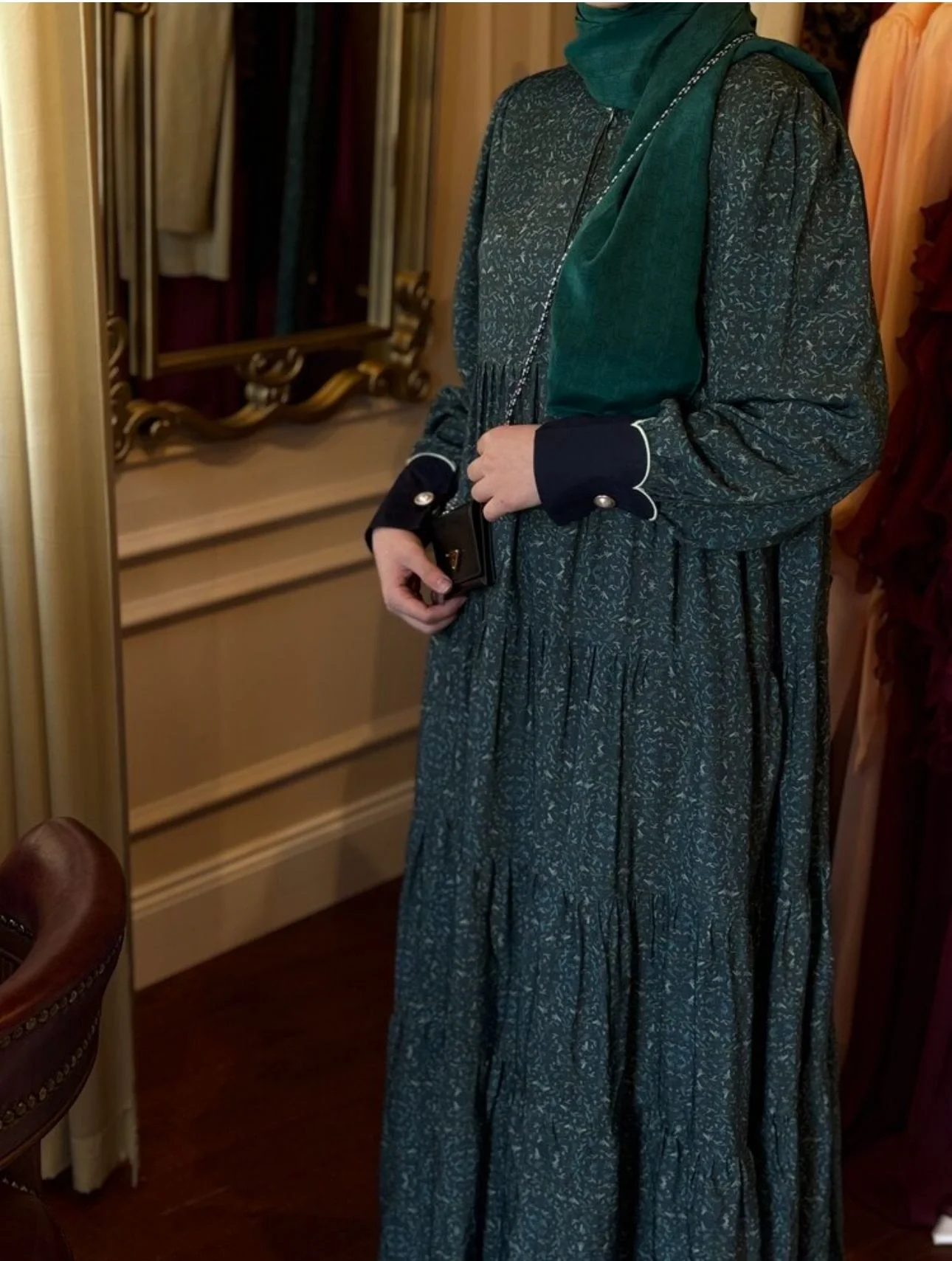 Manşet Detaylı Viskon Elbise Bloom