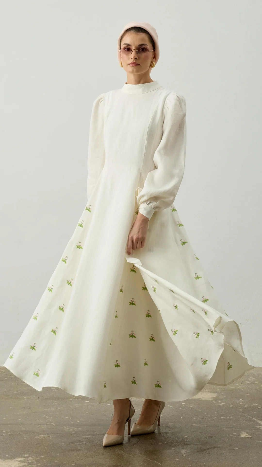 Nakış Detaylı Saf Keten Kloş Elbise