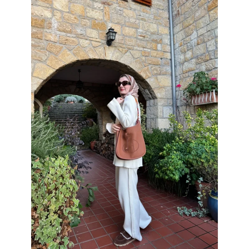 Fermuar ve Nervür Detaylı Triko Takım Ekru