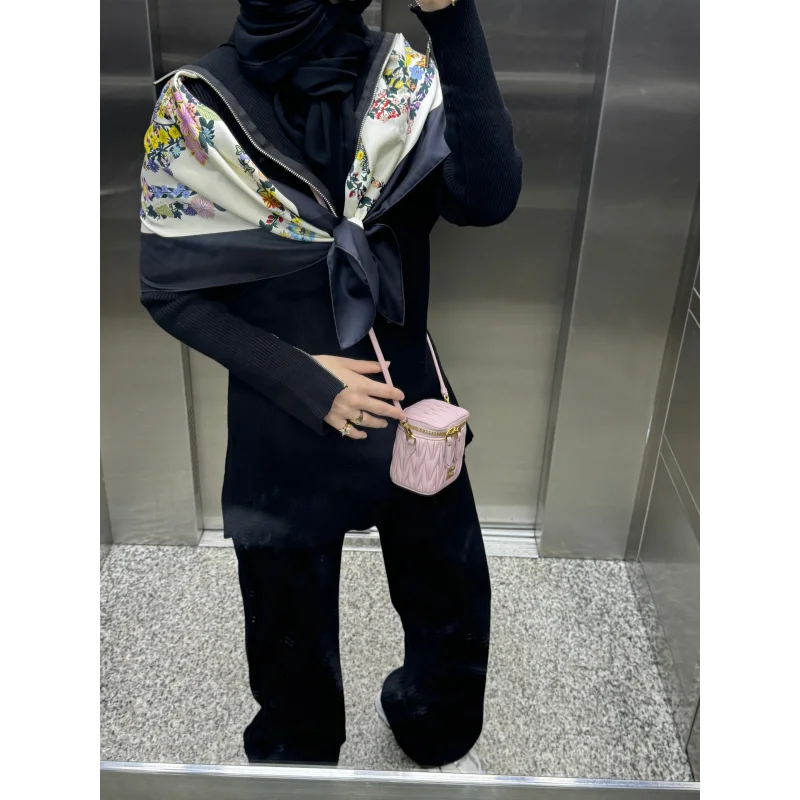 Fermuar ve Nervür Detaylı Triko Takım Siyah