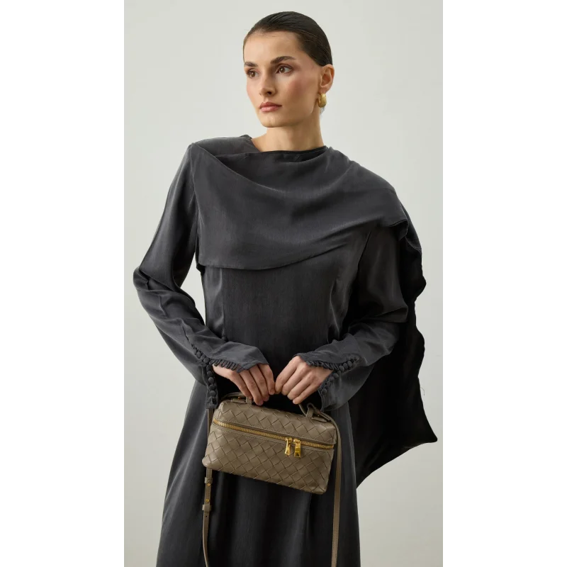 Omzu Şal Detaylı Cupro Elbise Antrasit