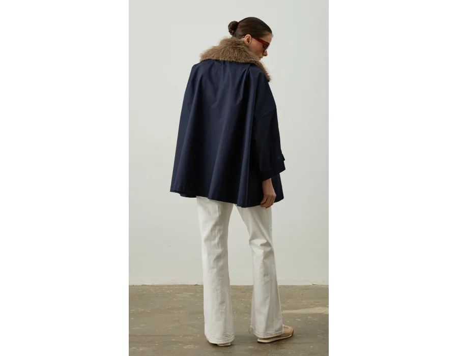 Çıkarılabilir Kürk Yaka Detaylı Kısa Trençkot - Lacivert