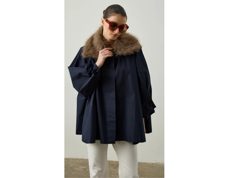 Çıkarılabilir Kürk Yaka Detaylı Kısa Trençkot - Lacivert