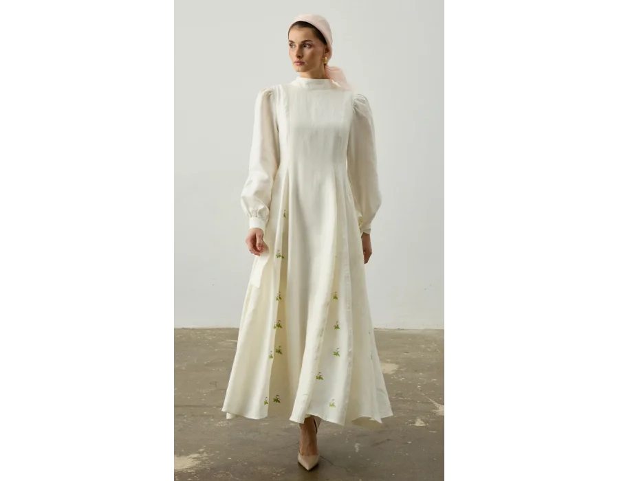 Nakış Detaylı Saf Keten Kloş Elbise