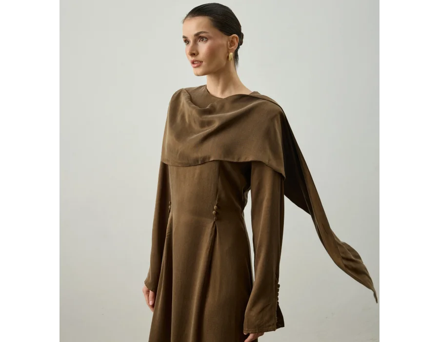 Omzu Şal Detaylı Cupro Elbise Haki