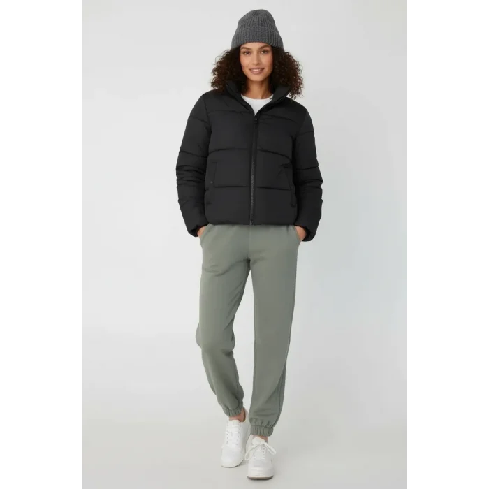 Jogger 3 Yarn Washed Single Pocket Black Black Green