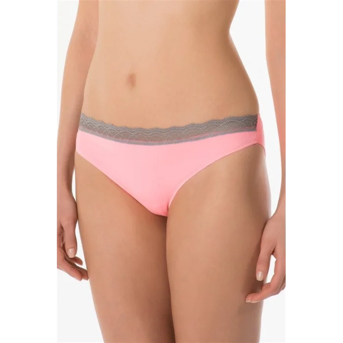 Kom Natalıe Bikini