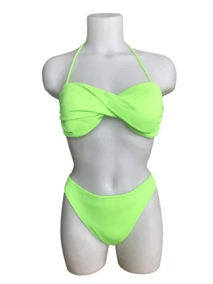 Mila Burgulu Straplez Bikini