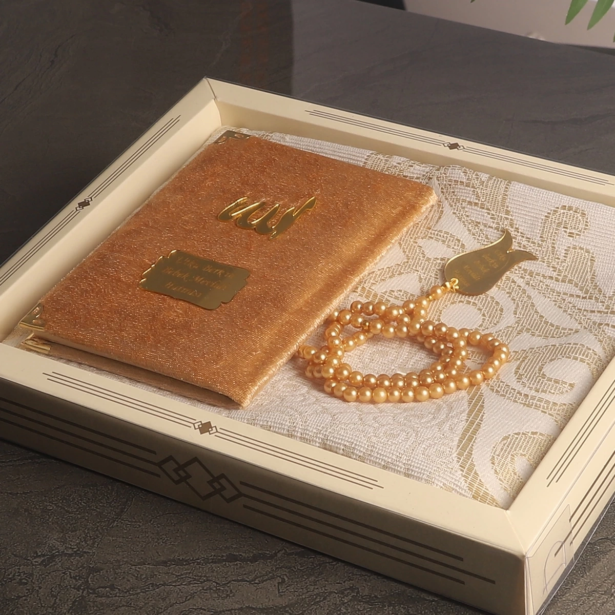 64 Sayfa Gold Kadife Yasin + İnci Tesbih + Kutulu Seccade