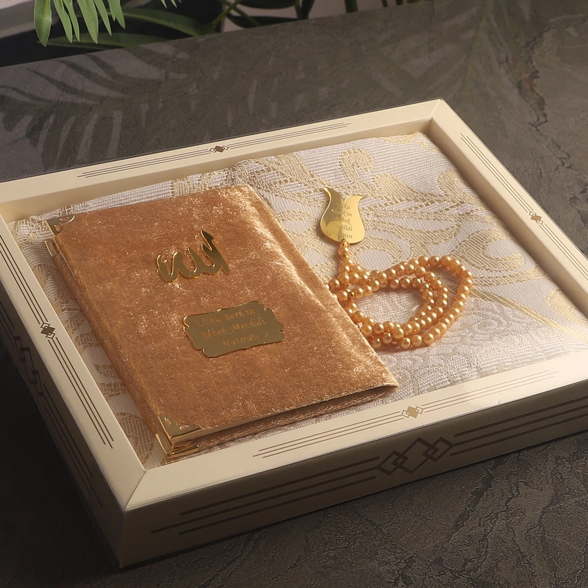 64 Sayfa Gold Kadife Yasin + İnci Tesbih + Kutulu Seccade