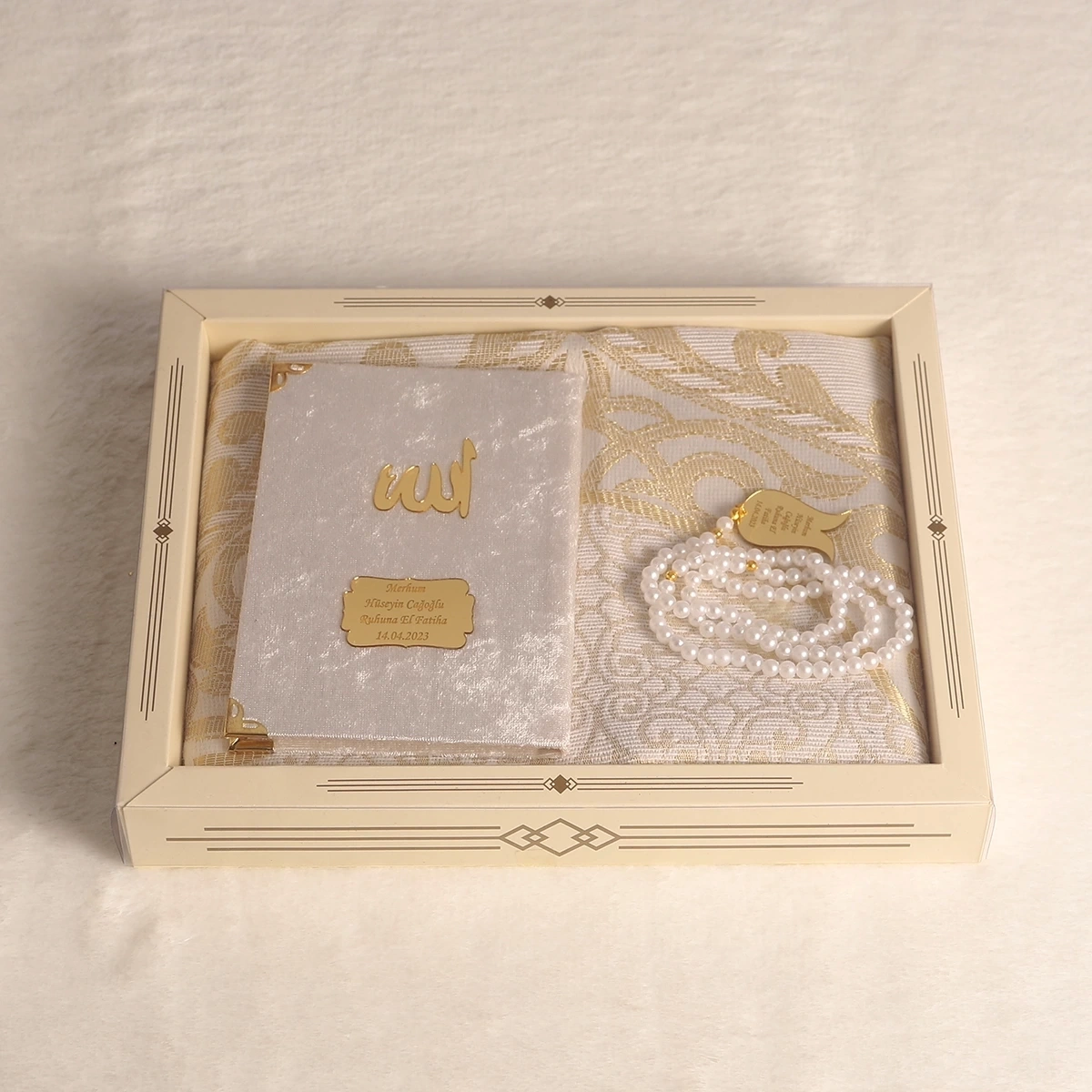 64 Sayfa Krem Kadife Yasin + İnci Tesbih + Kutulu Seccade