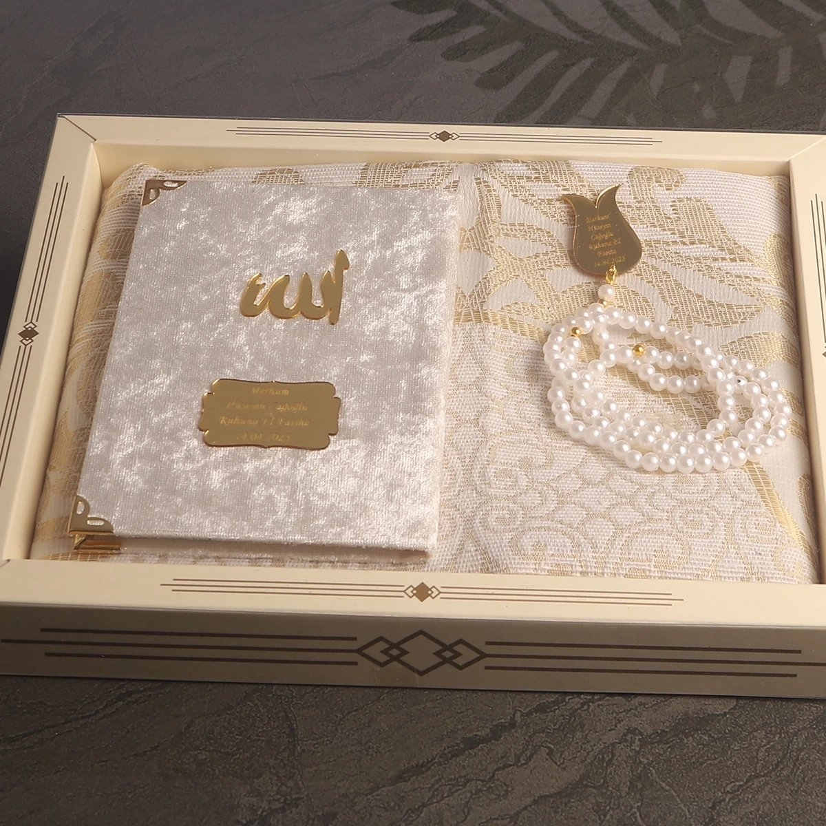 64 Sayfa Krem Kadife Yasin + İnci Tesbih + Kutulu Seccade