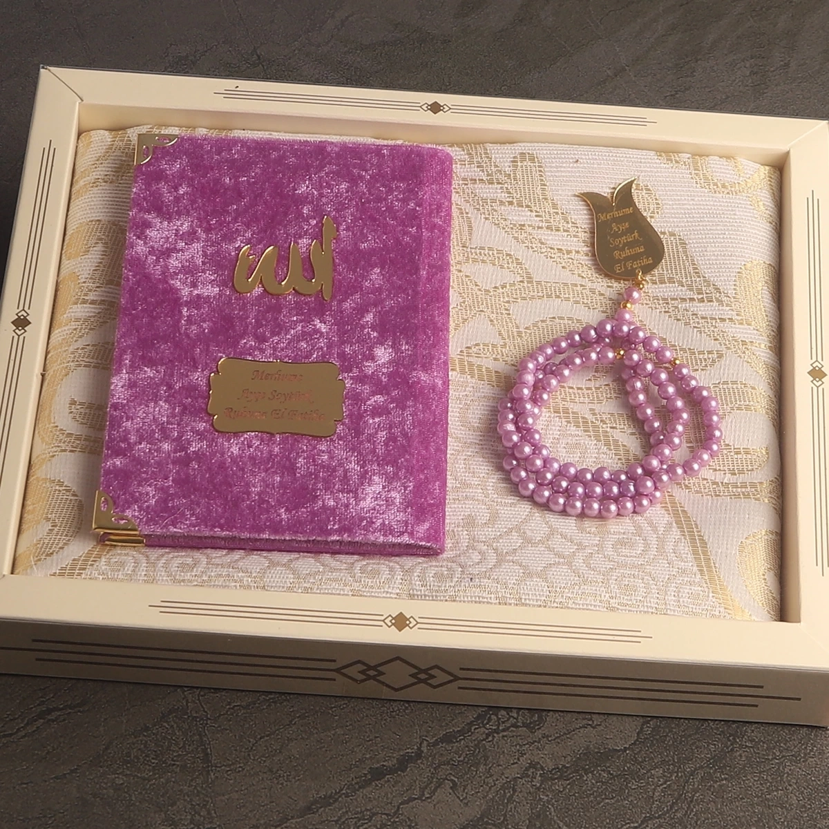 64 Sayfa Lila Kadife Yasin + İnci Tesbih + Kutulu Seccade