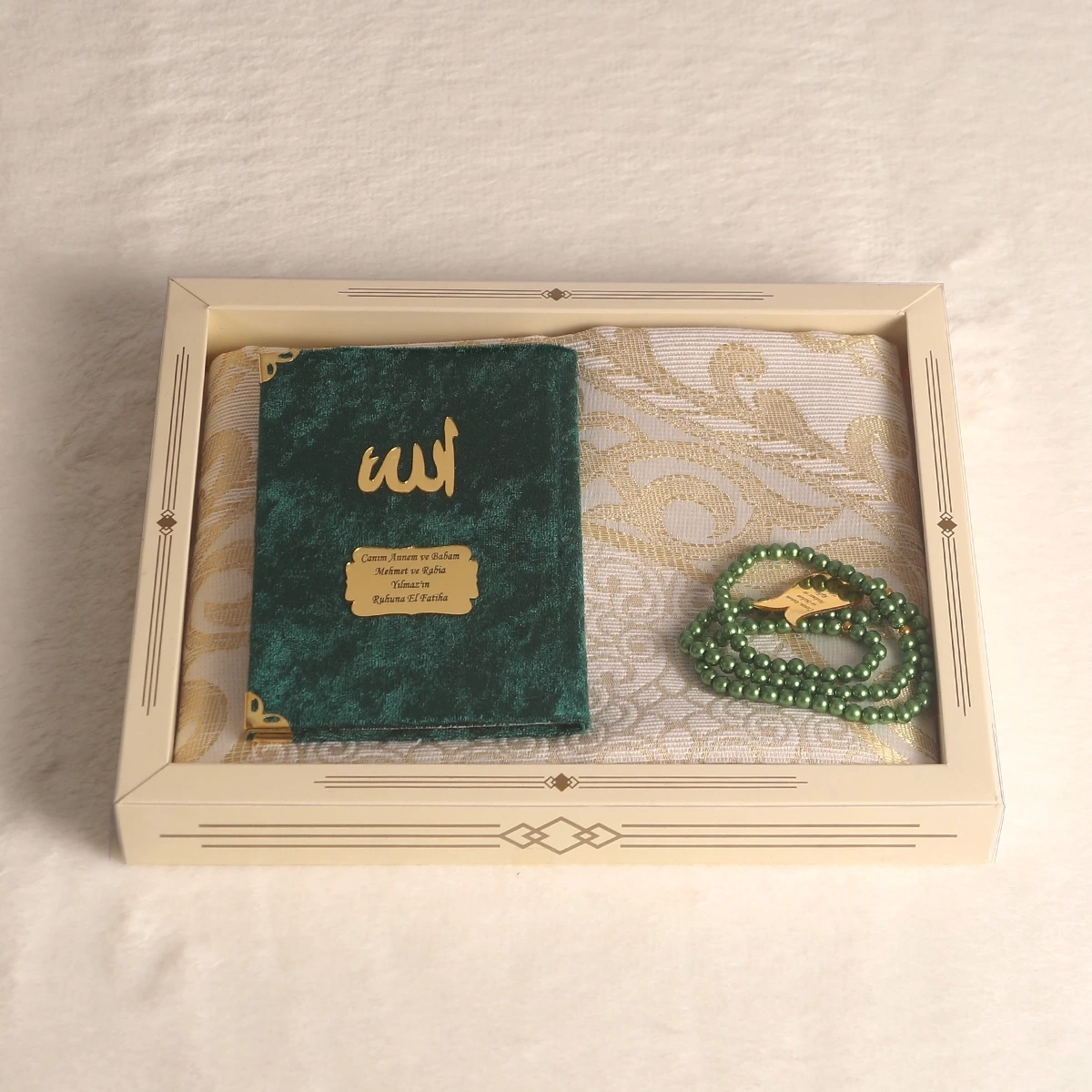 64 Sayfa Zümrüt Kadife Yasin + İnci Tesbih + Kutulu Seccade