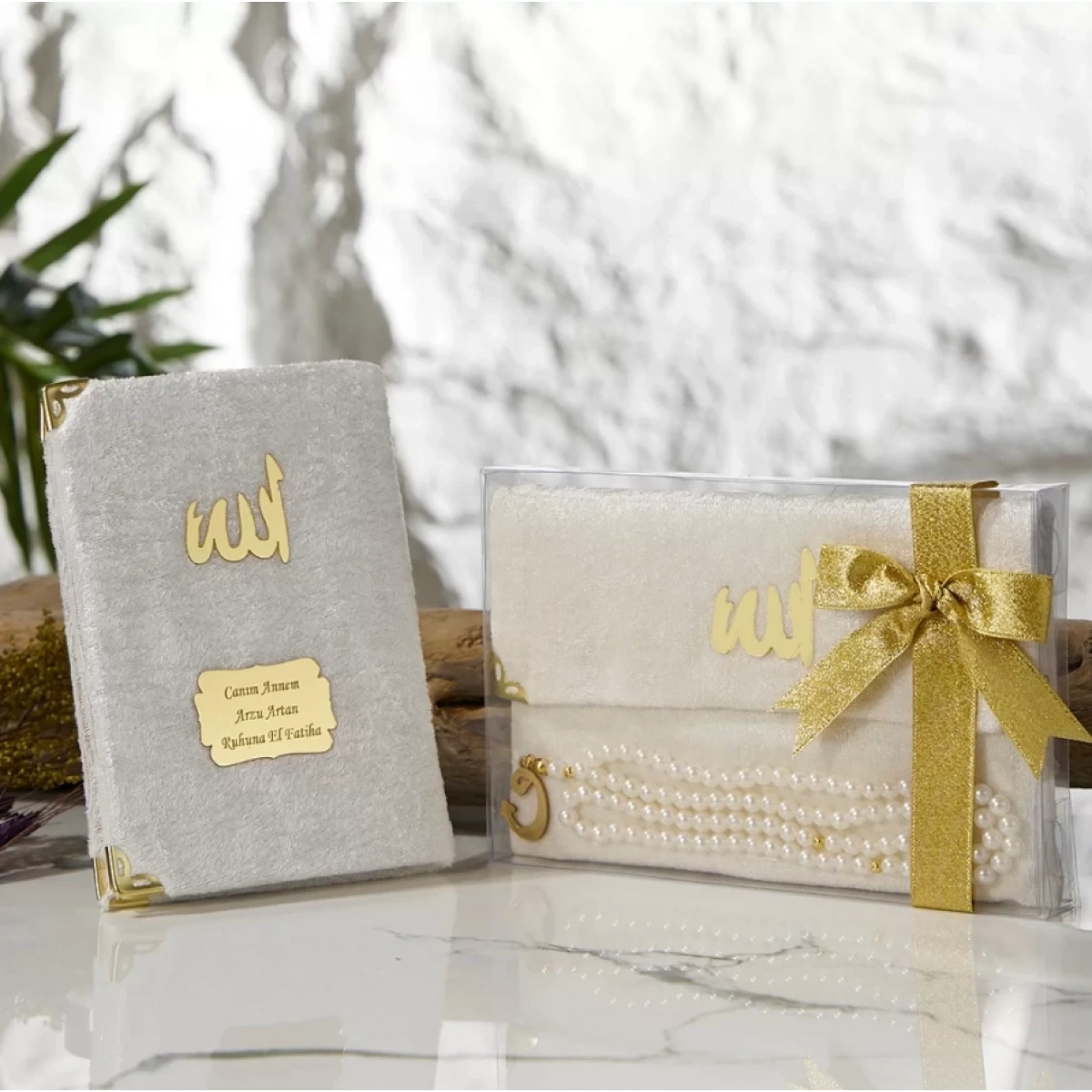 Asetat Kutuda Kadife Kumaş Kaplı Çanta İçerisinde İnci Tesbihli Krem Renkli Kadife Yasin Kitabı Seti - Mevlüt Hediyelikleri