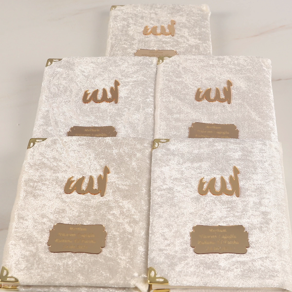 64 Sayfa Krem Kadife Yasin