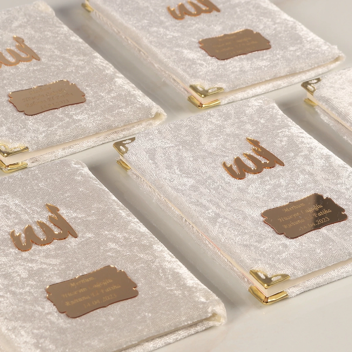 64 Sayfa Krem Kadife Yasin